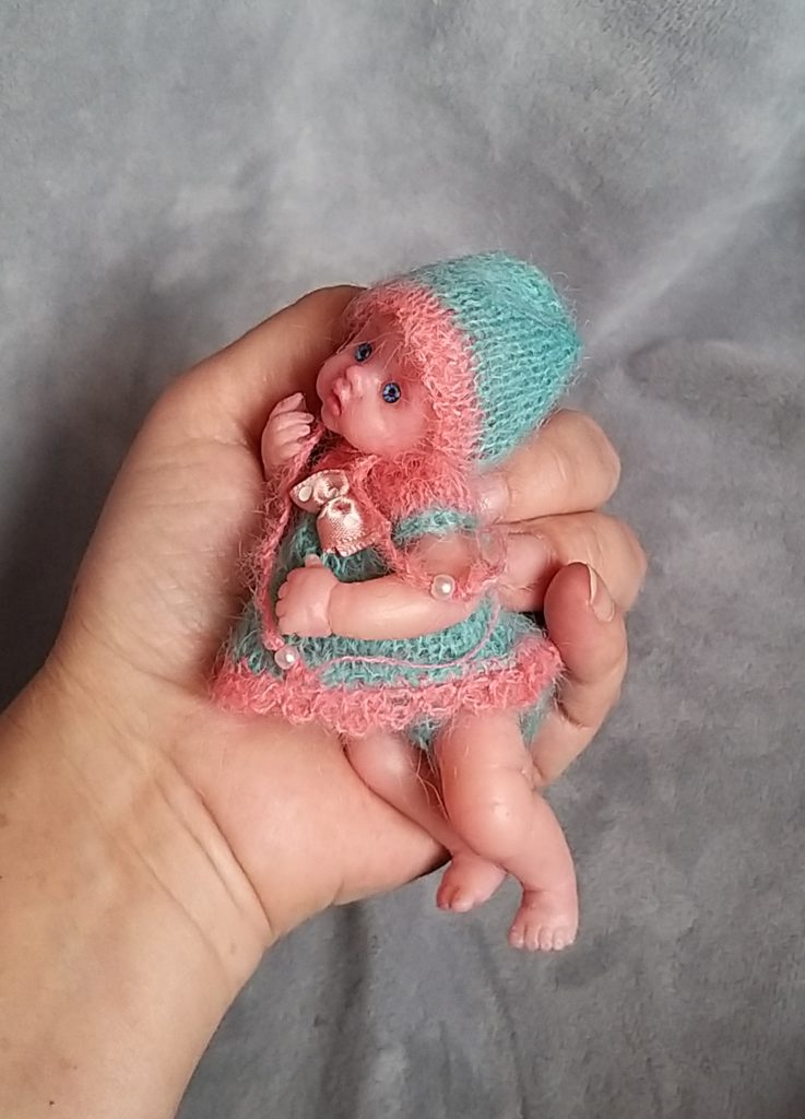 tiny reborn dolls