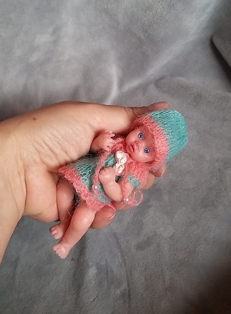 tiny reborn dolls