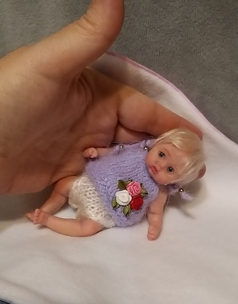 Mini silicone baby dolls anatomically correct