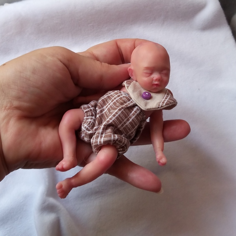 sleeping baby doll toy